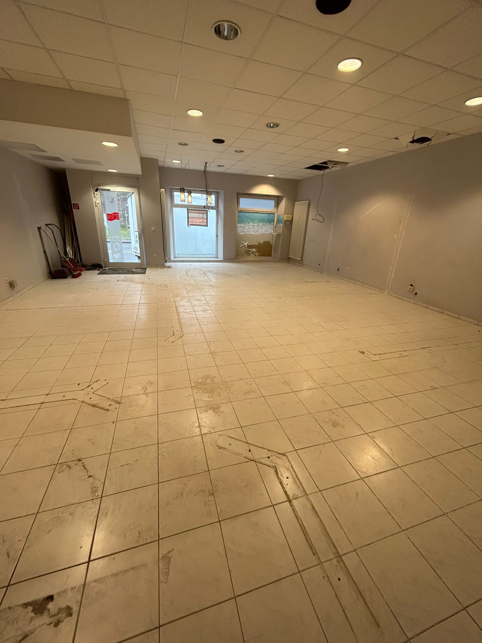 Nachher-Geschäftsauflösung